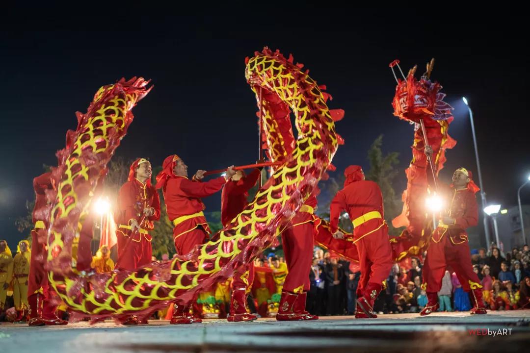 崔各庄地区的舞龙舞狮团队参加希腊嘉年华演出活动（崔各庄文联供图）3