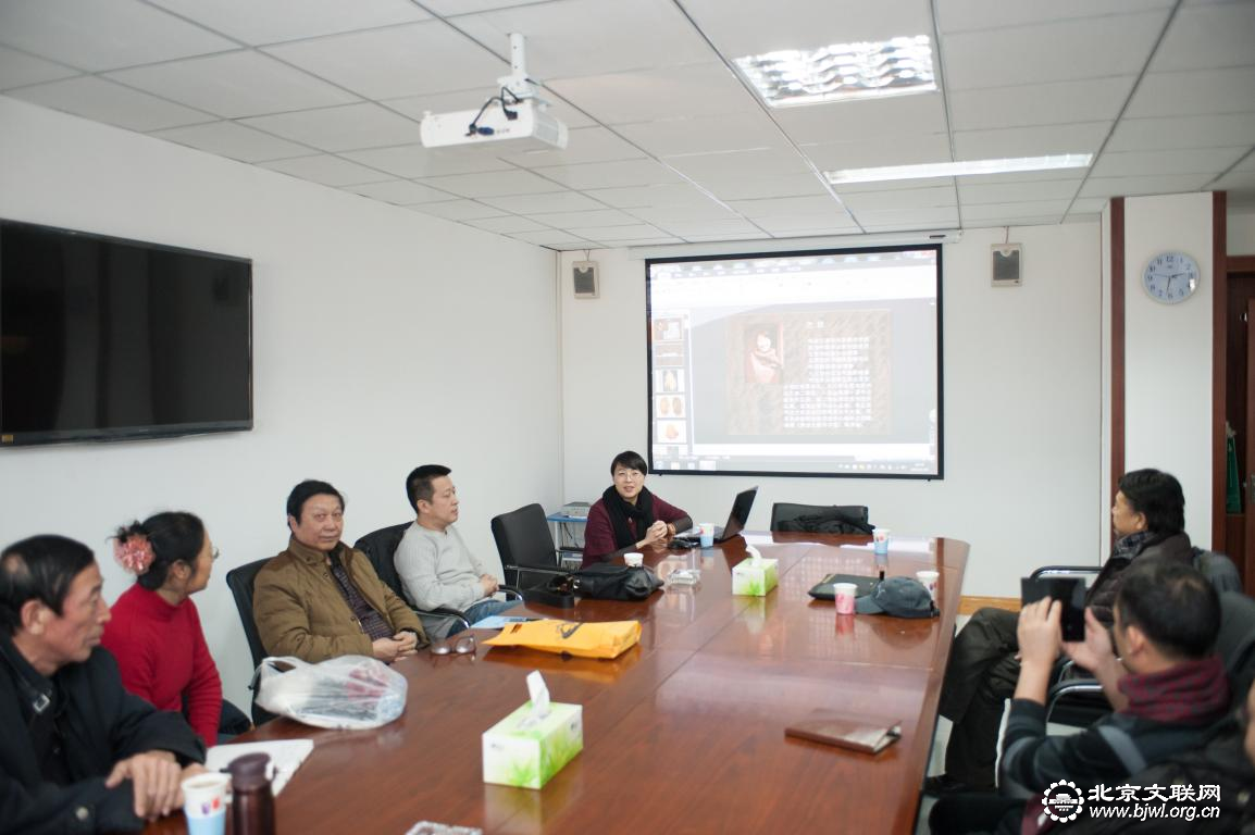 10 北京书协理事方放为密云县书法家协会会员进行书法培训.jpg