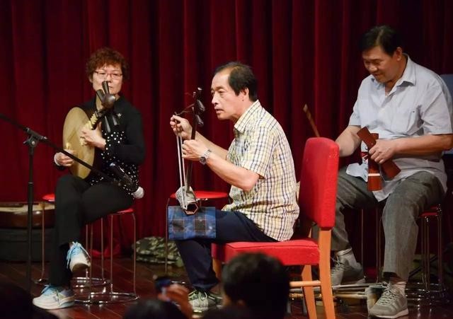 昌平曲艺戏剧家协会副主席张建军京胡表演《智取威虎山》